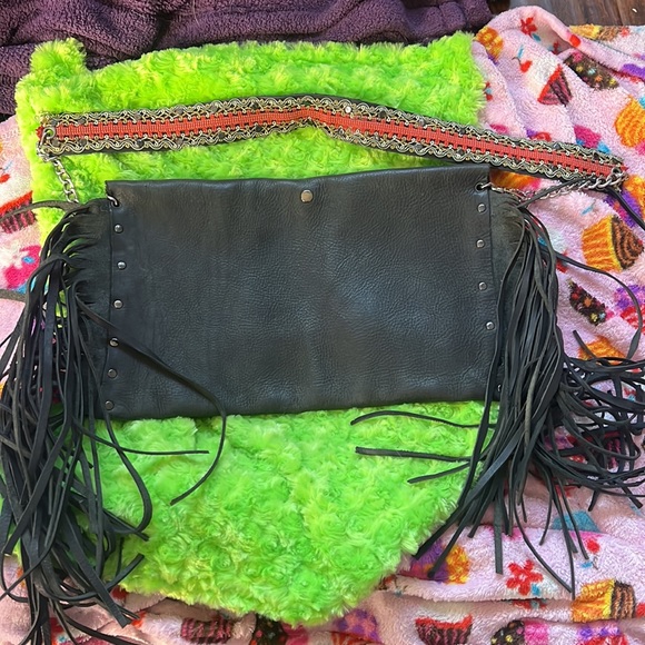 Leather fringe purse - Picture 9 of 9